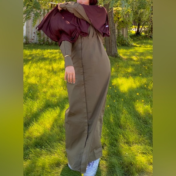 CAMELPINK Green Maxi Dress - Picture 2 of 4